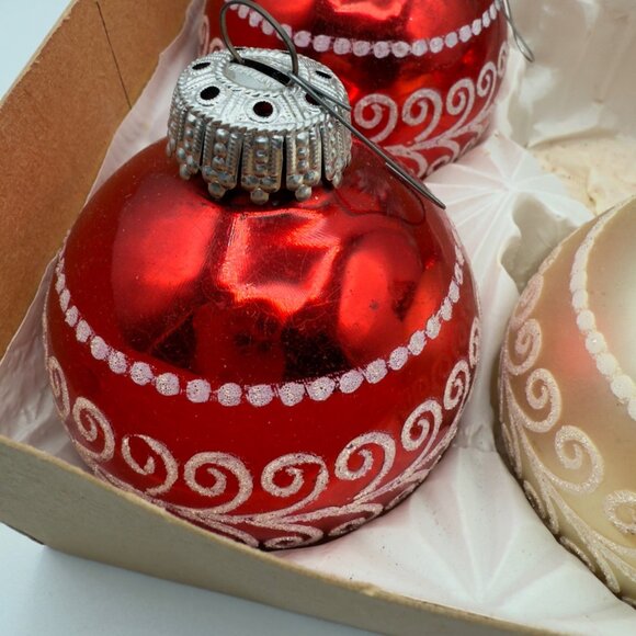 Vintage Lot Jumbo West Germany Mercury Glass Christmas Ornaments Round Red White - Picture 5 of 16